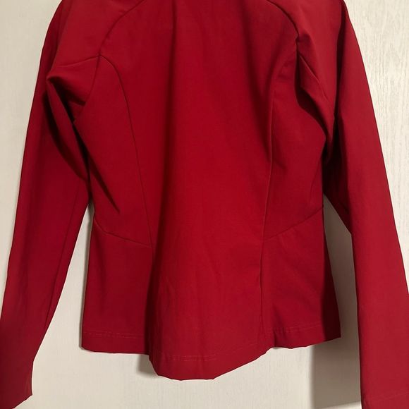 Merrill Women’s Size Medium Zipper Jacket. Red - Picture 5 of 10